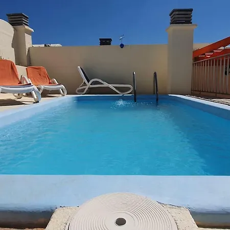 Spacious Penthouse With Private Pool Apartment *